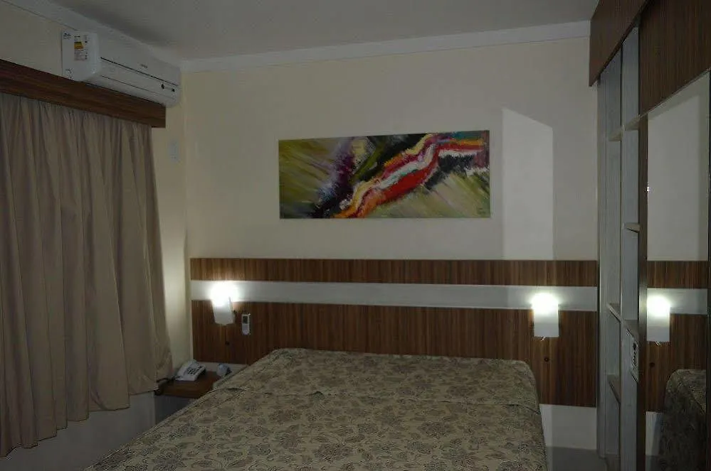 Lacqua Diroma Park Caldas Novas 3*,